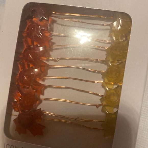 Maple 🍁 leaf string light - Picture 2 of 3